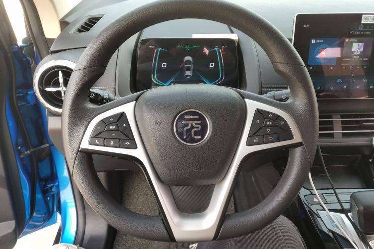 Used BYD Yuan New Energy 2019 EV535 Smart Connect Trendsetting Model Steering Wheel