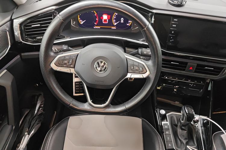 Used Volkswagen Tayron X 2020 330TSI Two-Wheel Drive Luxury Smart Connectivity Version
