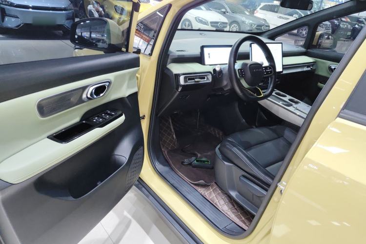 Used AION Y 2022 Plus 70 Enjoy Edition