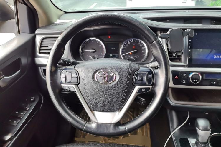 Used Toyota Highlander 2015 2.0T Four-Wheel Drive Luxury Edition 7-Seater Steering Wheel