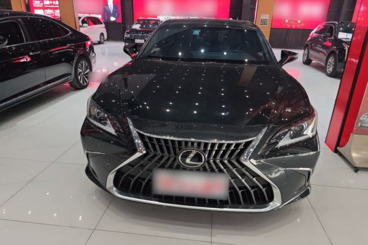 Used Lexus ES 2023 200 Excellence Edition