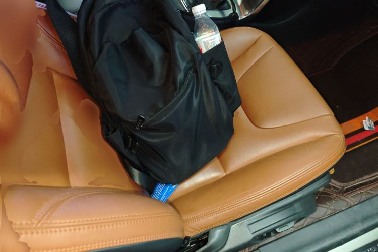 Used Volvo S60 2015 S60L 2.0T Zhiyuan Edition
