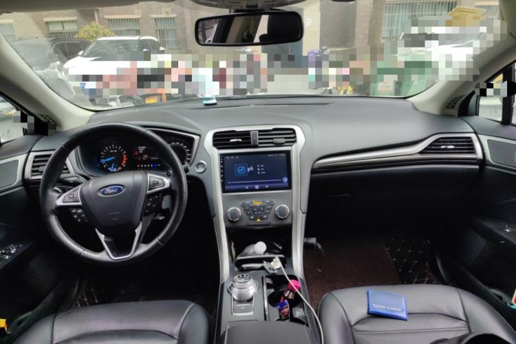 Used Ford Mondeo 2017 Facelifted EcoBoost 180 Fashion Edition Center Console