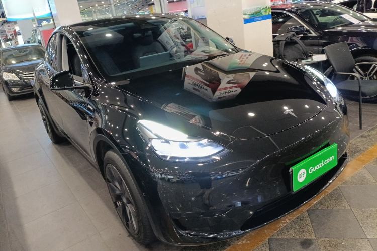 Used Tesla Model Y 2023 Rear-Wheel-Drive Version