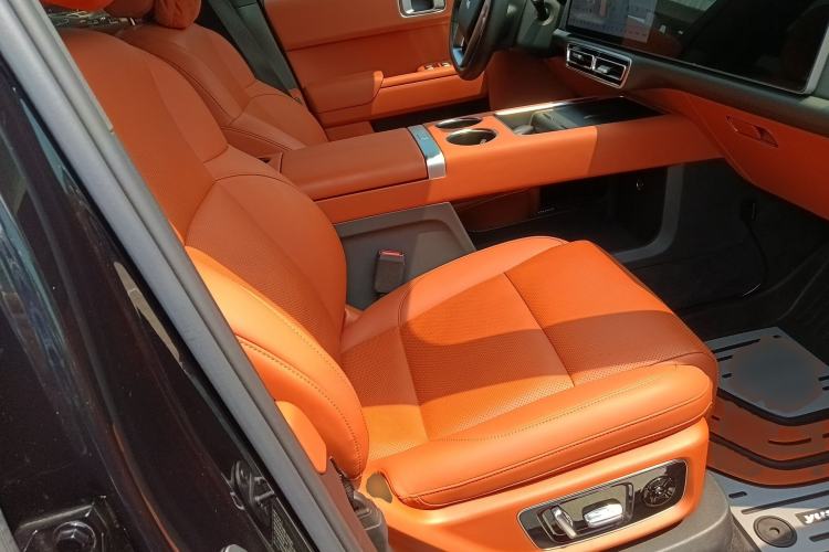 Used Li Auto L8 2023 Pro Model Right Front Seat