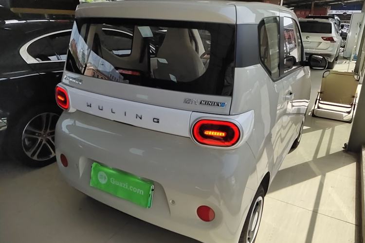 Used Wuling Hongguang MINIEV 2024 3rd Generation 215km Youth Edition Rear Right 45 Deg