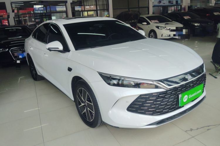 Used BYD Qin L 2025 DM-i Smart Drive 120KM Leading Model Front Right 45 Deg