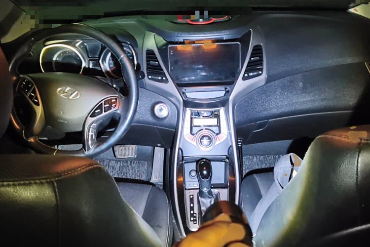 Used Hyundai Elantra (5th Generation / Langdong) 2012 1.6L Automatic Prestige Model
