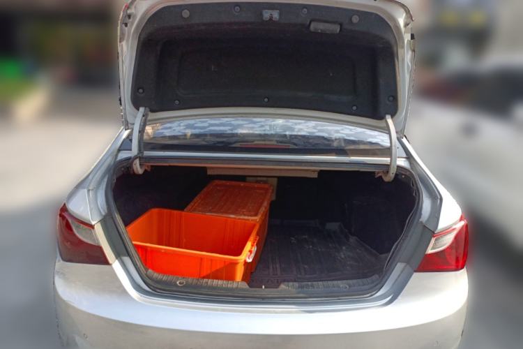 Used Hyundai Sonata 2011 2.0L Automatic Luxury Edition
