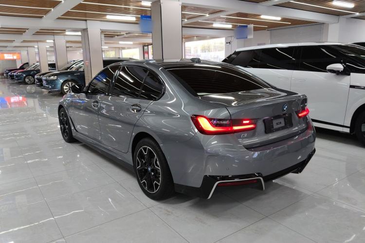 Used BMW i3 2024 eDrive 40 L Midnight Edition
