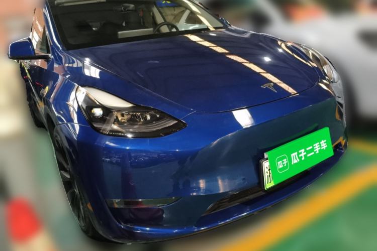 Used Tesla Model Y 2021 Long-Range All-Wheel-Drive Version
