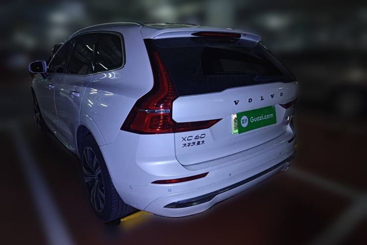 Used Volvo XC60 New Energy 2022 T8 Plug-in Hybrid All-Wheel Drive Smart Luxury Edition
