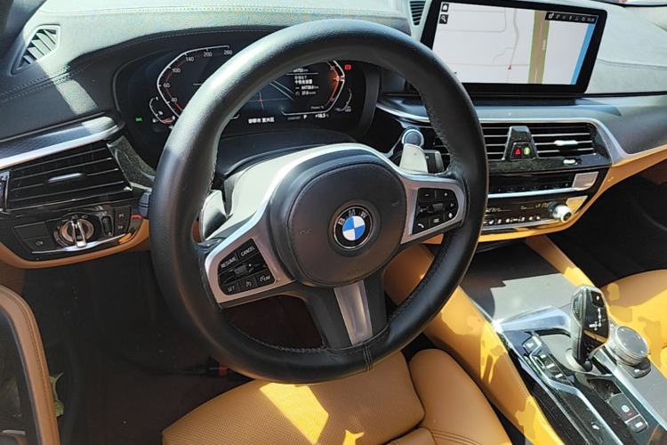 Used BMW 5 Series 2022 Second Facelift 530i M Sport Package