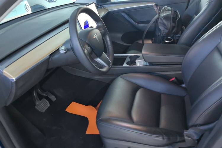 Used Tesla Model Y 2021 Long-Range All-Wheel-Drive Version