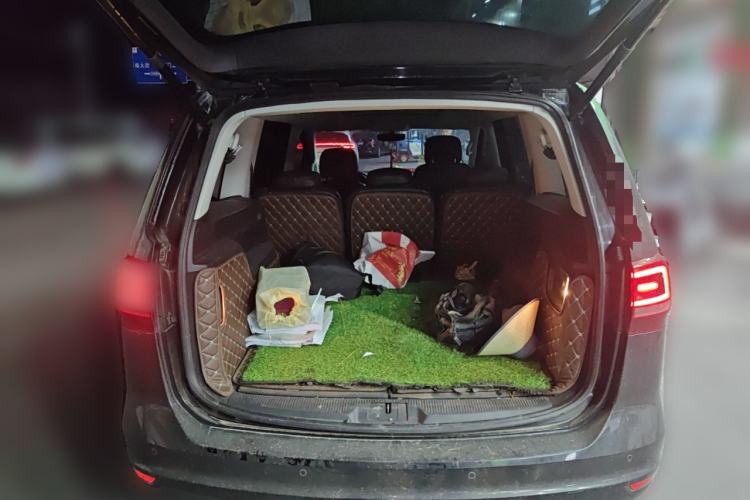 Used Volkswagen Sharan 2018 Revised Version 380TSI Comfort Edition 7-Seater Trunk