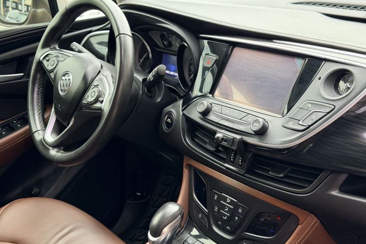 Used Buick Envision 2019 20T Two-Wheel Drive Luxury Version China VI Standard Interior 2