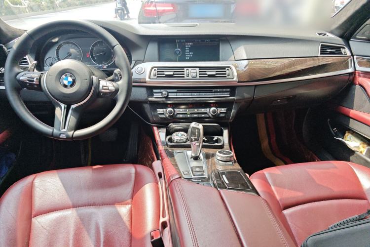 Used BMW 5 Series 2011 523Li Luxury Model
