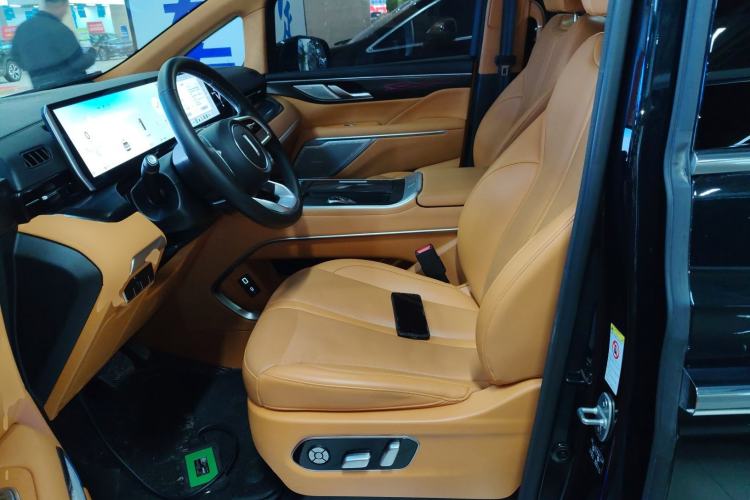 Used Wey Gaoshan 2023 Four-Wheel-Drive Executive Extended Version