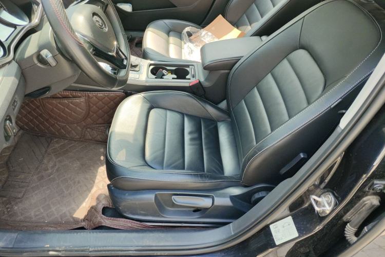 Used Volkswagen Passat 2017 280TSI DSG Luxury Edition
