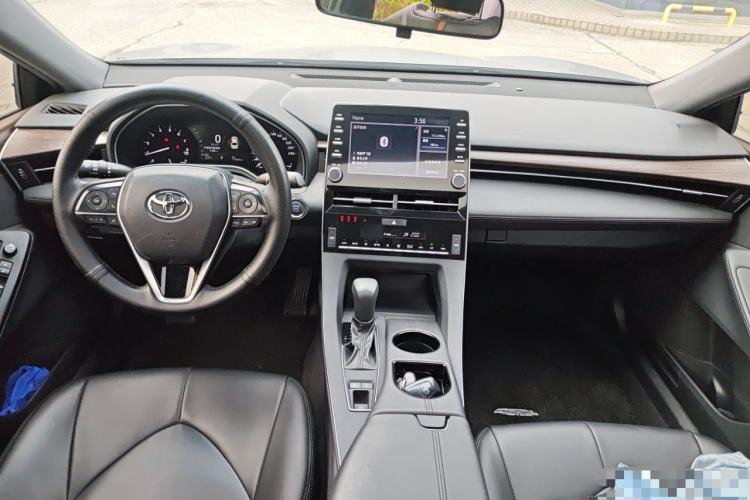 Used Toyota Avalon 2019 2.0L Ambition Edition China VI
