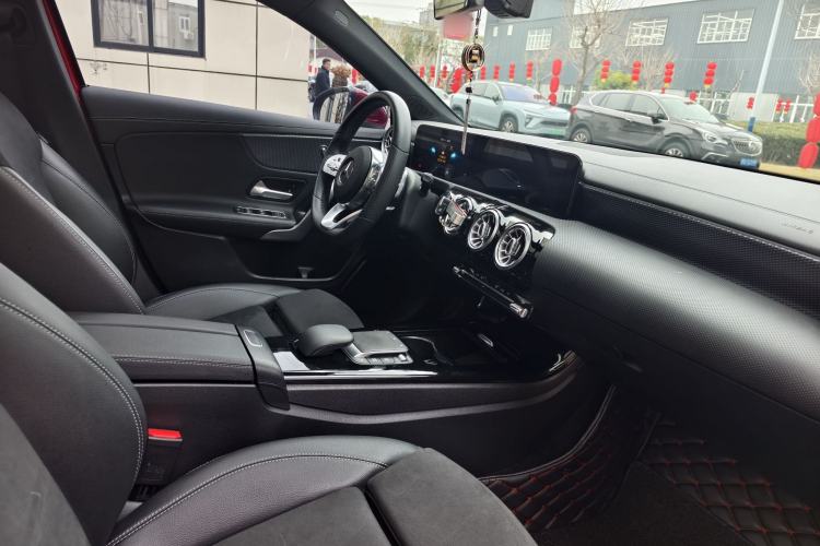 Used Mercedes-Benz A-Class 2020 Restyled A 200 L Sport Sedan Fashion Version