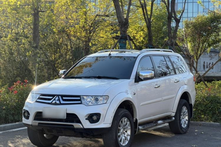 Used Mitsubishi Pajero Sport 2013 3.0L Automatic 4x4 Flagship Edition