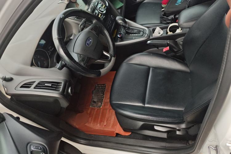 Used Ford Focus 2015 Hatchback 1.6L Automatic Comfort Model