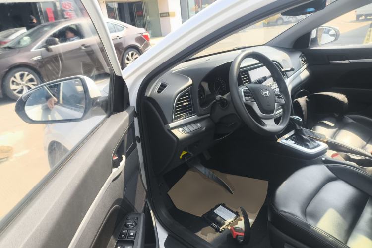 Used Hyundai Elantra (6th Generation / Lingdong) 2016 1.6L Automatic ZhiXuan – Elite Version
