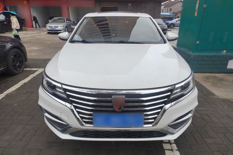 Used Roewe i6 2020 PLUS 1.6L CVT 4G Connected Glory Flagship Edition
