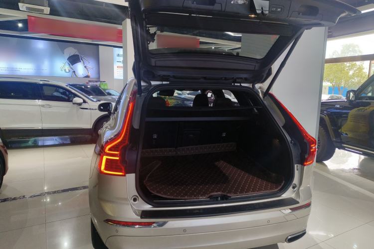 Used Volvo XC60 2021 T5 4x4 Smart Luxury Edition