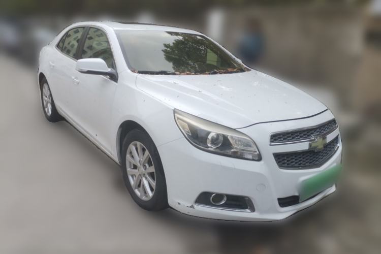 Used Chevrolet Malibu 2014 2.4L Automatic Luxury Edition Front Right 45 Deg