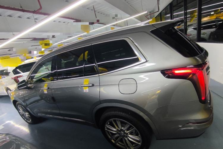 Used Cadillac XT6 2022 2.0T Six-Seater Four-Wheel Drive Luxury Version
