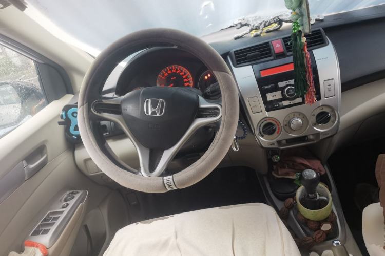 Used Honda City Classic 2008 1.5L manual Elite Edition Steering Wheel