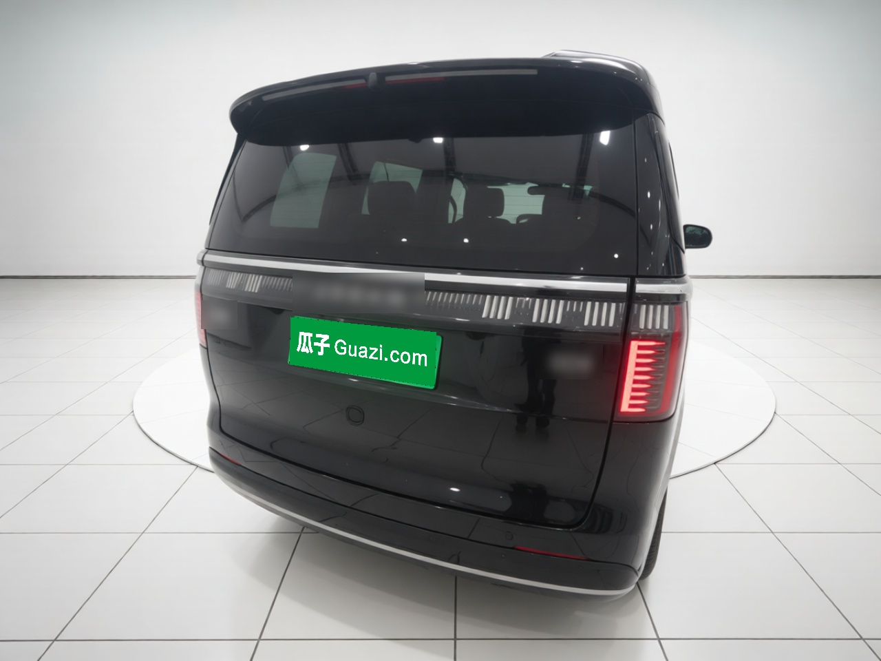 Zeekr 009 2024 7-Seater Walk-Through Version Four-Wheel Drive 108 kWh — снимка 5