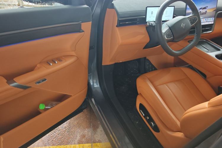 Used Dongfeng eπ eπ008 2025 636Ultra Smart Drive Version 6 Seats