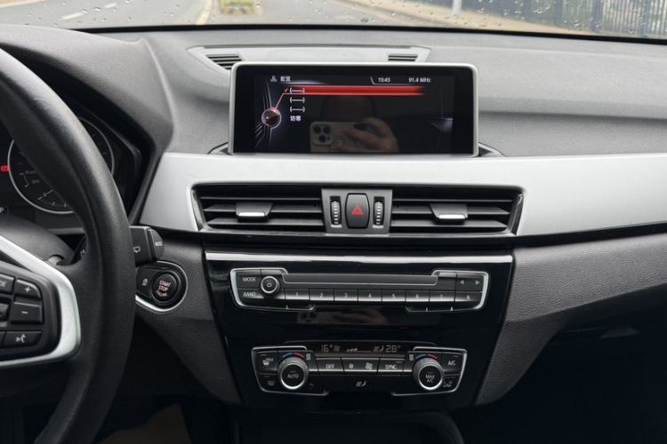 Used BMW X1 2016 sDrive18Li Fashion Model Audio And AC Panel