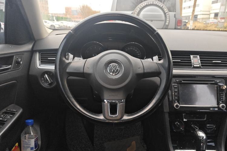 Used Volkswagen Bora 2013 1.6L Automatic Comfort Model Steering Wheel