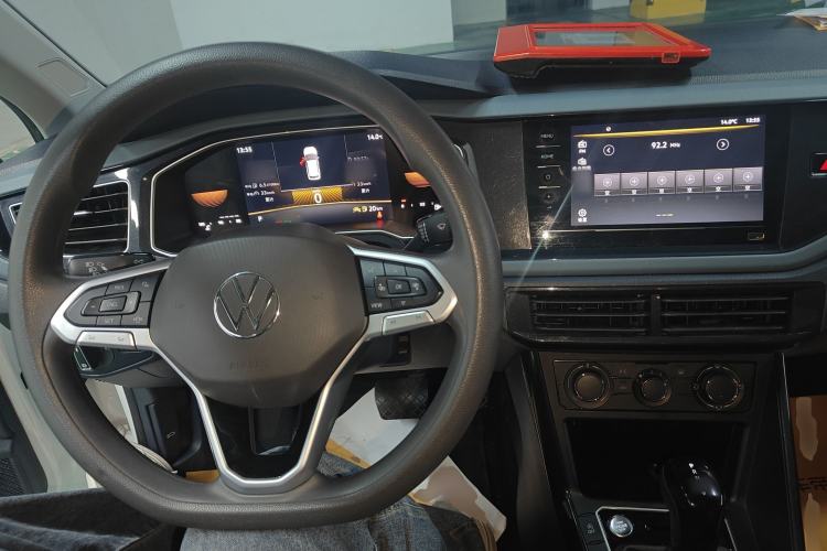 Used Volkswagen Lavida 2023 New Sharp 1.5L Automatic New Wish Edition Center Console