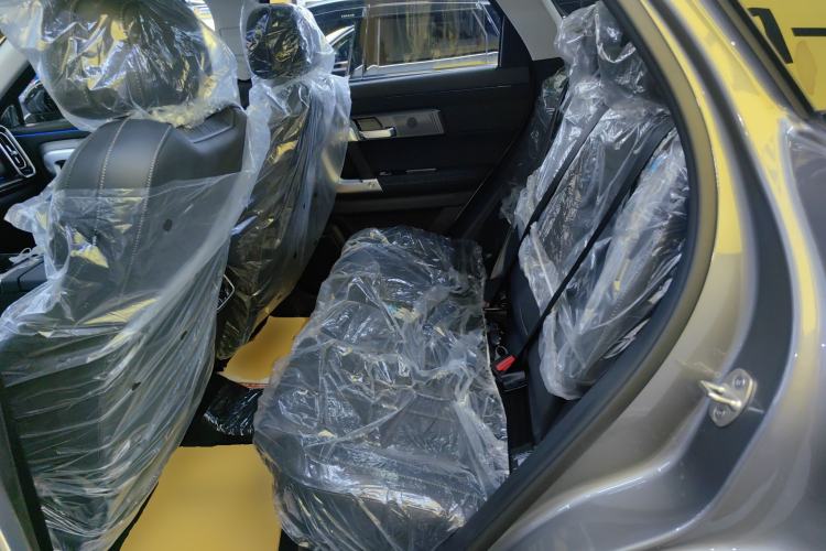 Used Chery Tiggo 7 2025 High-Performance Version 1.6T Two-Wheel Drive Edition Left Rear Seat