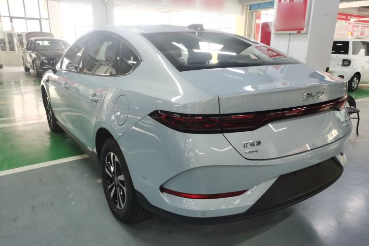 Used BYD Qin PLUS 2025 DM-i Smart Drive 120KM Superior Model
