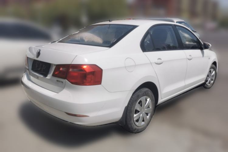 Used Volkswagen Jetta 2015 Zhuihui Edition 1.4L Manual Fashion Model

