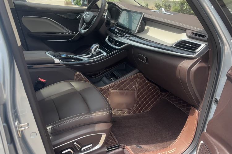 Used Geely Auto Jiajie New Energy 2021 ePro 1.5TD PHEV Deluxe Model Interior 1