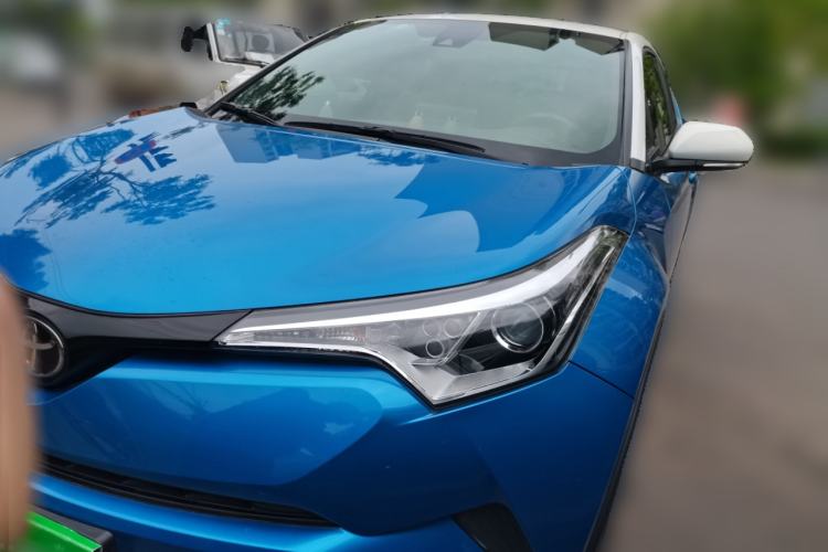 Used Toyota IZOA 2018 2.0L Yichi Version China VI Standard