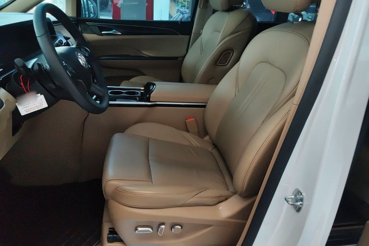 Used Buick GL8 2021 ES Land Cruiser 653T Luxury Edition