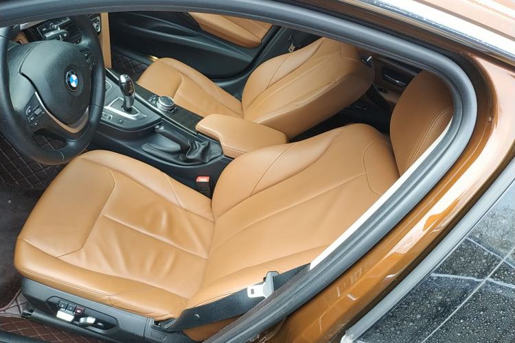 Used BMW 3 Series 2016 320Li Luxury Design Package
