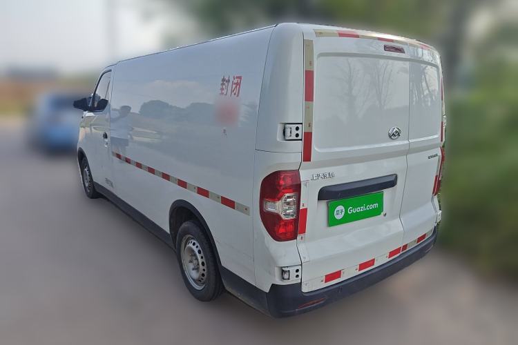 Used SAIC MAXUS EV30 2023 Pure-Electric Smart Logistics Expert with Long Wheelbase Guoxuan
