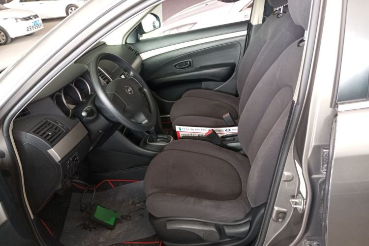 Used Nissan Sylphy 2016 Classic 1.6XE Automatic Leading Edition Left Front Seat