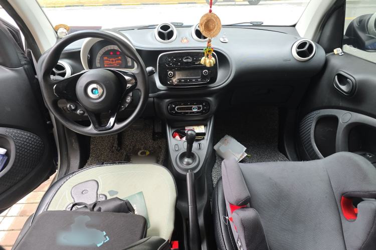 Used smart fortwo 2018 1.0L 52kW Hardtop Dynamic Version China V