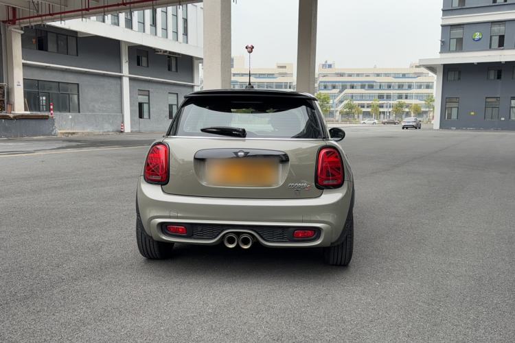 Used MINI 2019 2.0T COOPER S Artist