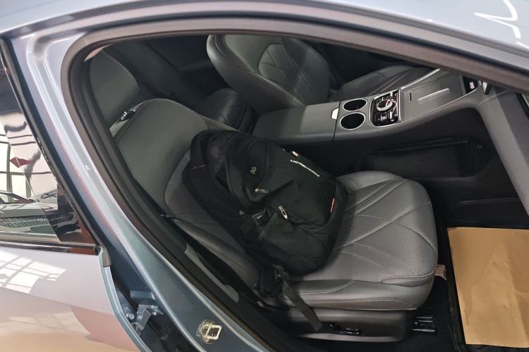 Used Geely Galaxy L6 2025 EM-i 140km Starship Edition Right Front Seat